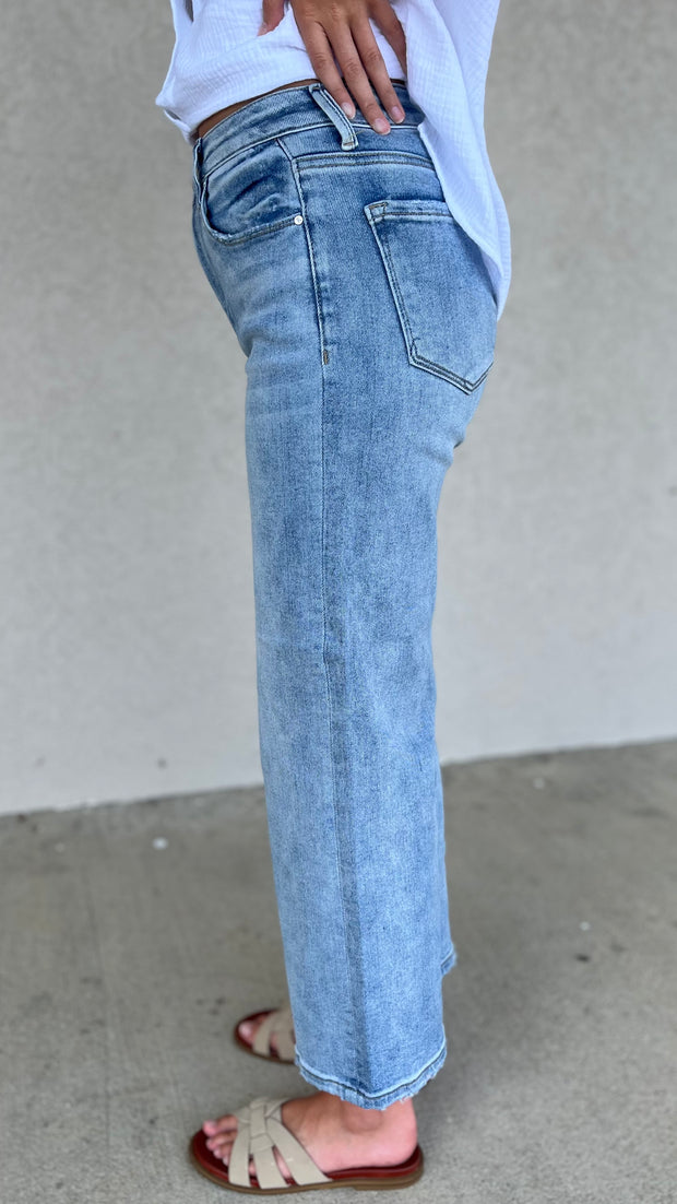 Eva Wide Crop Jeans