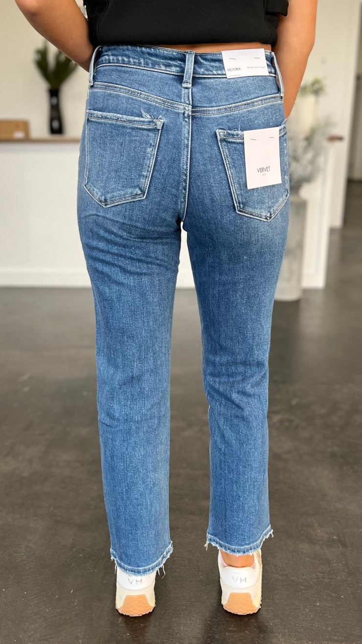 Victoria Straight Jeans